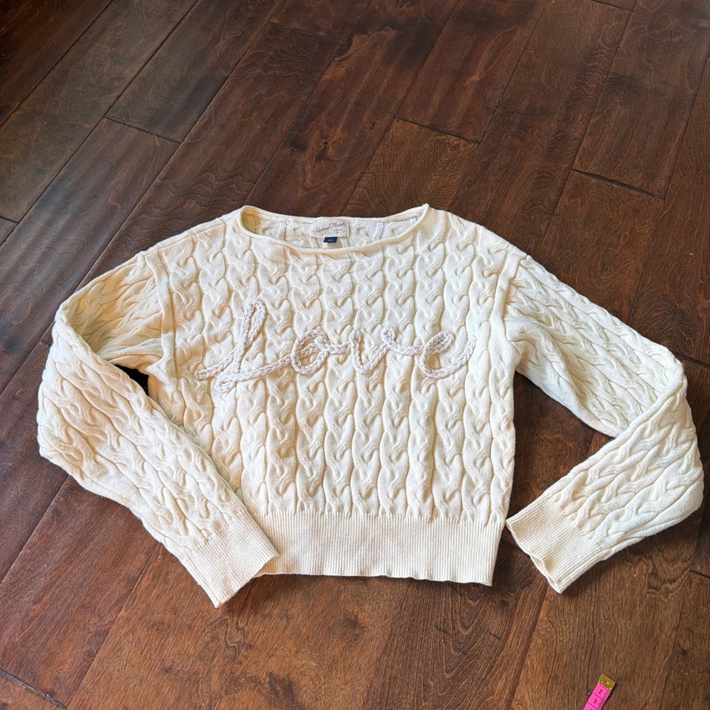 Universal Thread Womens Cream Cable Knit Love Script Sweater XS Ivory Pullover